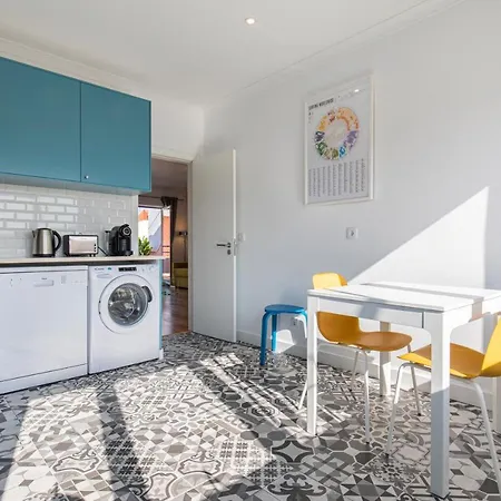 Lovelystay - Sunny 1bdr W/terrace Apartament *