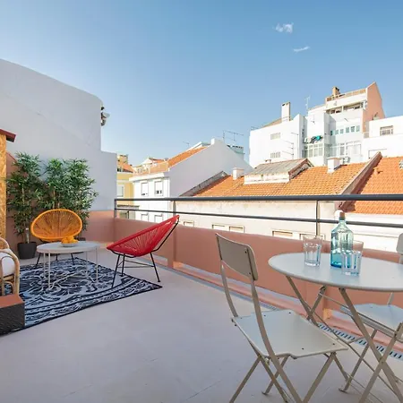 Sunny 1bdr With Terrace By Lovelystay *